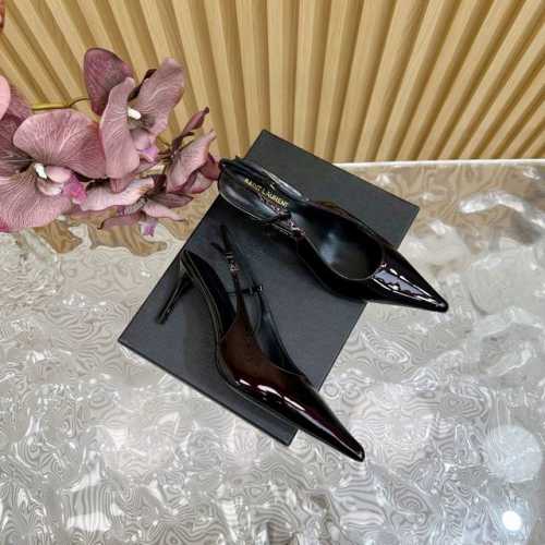 YSL 圣罗兰 SS2024夏季新品 走秀款高跟凉鞋 半拖 2024全新春夏系列后带方扣高跟凉鞋 ！ 尖头高跟拖鞋淡淡的夏日里怎么少得了一双仙女鞋 各种小裙子搭