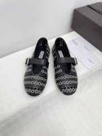 配原盒皮盒10 法国一线奢侈品牌Alaia 阿莱亚24Ss法式仙女芭蕾舞平底跳舞鞋，Alaia品牌源自其创始人，Azzedine Alaia是上世纪80 年代“