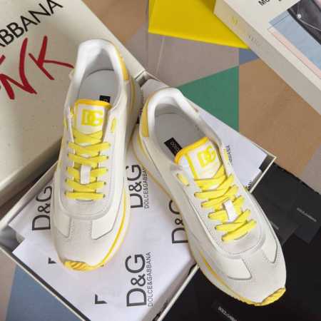 Dg 杜嘉班纳 Size:38-44 45定做 2024高端版本高质量原单品质 今年的主打款式 没有之一 超火超帅气的休闲鞋此款传承了d家一贯有点浮夸而不失 - 点击图像关闭