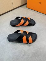 Hermes 爱马仕 -高端品质 原单休闲凉拖鞋 -鞋面：进口纳帕小牛皮、品牌高丝光织带、编织工艺 -内里：水染牛皮 -大底：超轻Tpr橡胶 真皮包Tpu水台；