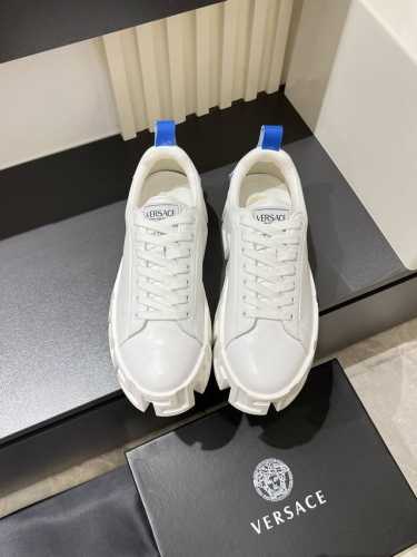 Versace Odissea 艺术感超强的男士飞船鞋，整双鞋很具备结构感和线条感，干净利落也能让造型充满很强的视觉冲击力，原版开发，私模定制原版大底，请不要拿