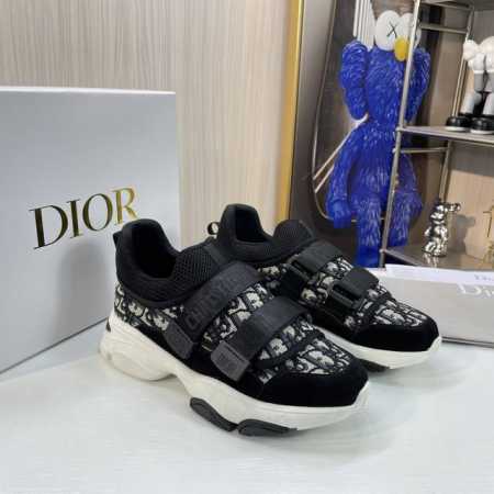 橙子出厂价 Dior 迪奥 魔术贴休闲运动鞋 增高厚底老爹鞋 完美复刻 版型超级正 鞋面对原版科技面料迷彩 质感超好 牛皮垫脚 原版魔术贴织带可调节 松紧 对原 - 点击图像关闭