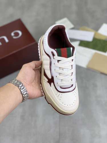 工厂价 实价 Gucci 古驰情侣款秋冬低邦走秀款休闲运动鞋，顶级版本！油边工艺一比一复刻。早春新款，打造属于完美的风格，又酷又飒 C位时髦穿搭 带复古加未来感