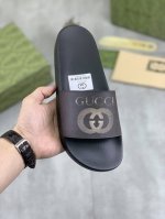 工厂P价P 实价 Gucci 古奇蛇年新款休闲拖鞋，原版官网1:1、完美做工 透射出一种尊贵奢华，于古奇高端超凡工艺中升华其奢侈定义。原版古奇双G组合大底，码数