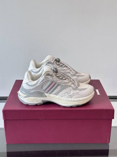 g家］顶级 先出男码Size：39-45 45定做 Gucci 古奇，情侣款，女款后续出，2.0未来感运动鞋新作一双颠覆性运动鞋来了. Gucci 2.0，全系