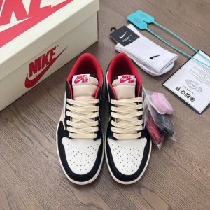 顶级Air Jordan -1 Low白红倒勾钩 Travis Scott × Air Jordan 1 High Og Ts Sp倒钩 外侧的倒钩非常具有辩识