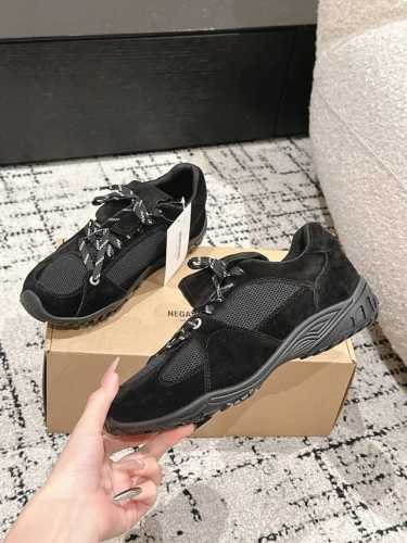 Negativethree nt3 25 韩国设计师品牌机能 休闲 运动鞋 韩国各大网红 明星都在穿的 一款小众韩国品牌，关键是这个灰蓝色狠狠的戳到了我啦 脚感