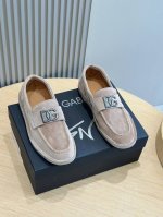 Dg 杜嘉班纳 Size:39-44 38.45定做 D&G 杜嘉班纳 绒面莫卡辛鞋 全新 New Florio 系列软质绒面革莫卡辛鞋，风格经典时尚，点缀