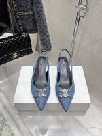 出厂 celine思琳赛琳25新色新款凯旋门猫跟尖头后空凉鞋平底凉鞋 超显腿细显白 无论是单穿还是搭配阔腿裤 高街又复古 一起来做Celin女孩 鞋面 进口牛仔