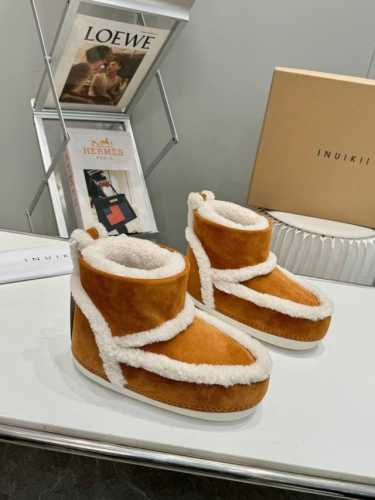 瑞士小众品牌INUlKIl25秋冬雪地靴，媲美ugg款式时髦，丑萌，唯一一款不分内外左右都可以穿的，看着萌萌的保暖又好穿仁，ins众博主以及网红的首选，面料：牛