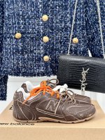 牛反绒 牛皮 男码＋10Miumiu x New Balance NB联名款 复古休闲德训鞋阿甘鞋运动鞋网红博主火爆追捧 时装周走秀场曝光非常留行的美拉德配色平