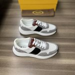 Tod'S 托德斯 -高端品质 原单 -鞋面：进口纳帕小牛皮、反绒小牛皮、品牌高丝光帆布 -内里：水染牛皮 -大底：超轻tpu 橡胶发泡；双色成型大底 -超高品