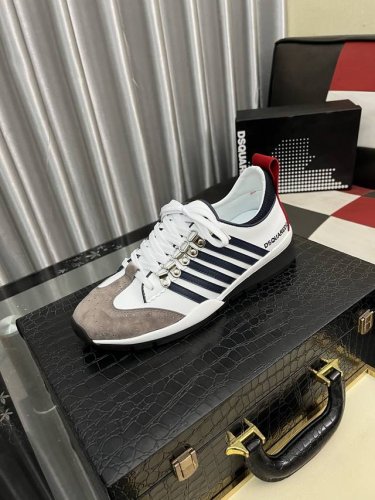 出厂价Pp： Dsquard D2次方* 低帮休闲鞋 正码码数: 38-46 商品材料：鞋面进口牛皮，羊皮内里，原版大底。2色可选