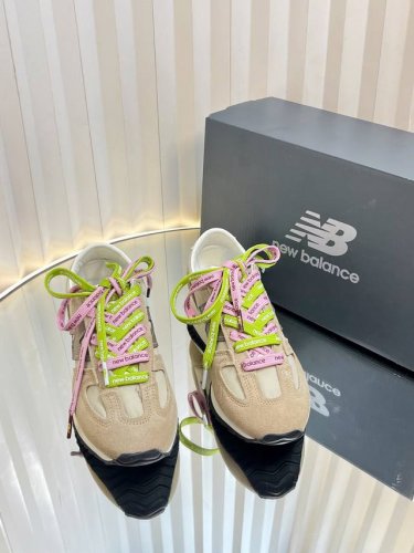 女 男340New Balance 纽百伦471情侣款 25Ss春夏新品 复古 休闲鞋 运动鞋 471鞋款承袭其经典轮廓，以纤细鞋檀勾勒轻盈外形 焕启复古薄底鞋