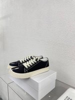 新底 低帮 分趾运动鞋Maisonmargiela 马吉拉 Mm6 黑色 帆布 分趾运动鞋 包头拖火爆来袭！太香了 靓丽多彩少女感扑面而来！ 不容错过的时尚单品
