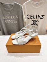 高版本出厂 Louis Vuitton Ss25 New Arrival Lv驴牌春夏系列新款高跟鞋凉鞋 简约精致 高级感满满 尽显优雅气质 上脚超好看 拉满了