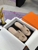 工厂p价p herm S 版型做工材料升级 市场最高版本纯手工鞋 顶级产品爱马仕松糕鞋 H拖厚底拖鞋系列 早春新款原版一样 师傅级纯手工打造 高端定制 独家产品
