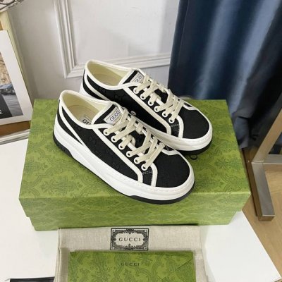 橙子出厂价p gucci 古驰 经典刺绣Gg低帮老花厚底帆布鞋 休闲鞋板鞋 情侣款 gg标识由始于 30年代的早期 Gucci钻石萎格纹演化而来 于20世纪70