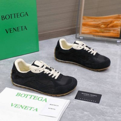 bottega Venet* 葆蝶家Bv最新款Orbit系列 情侣款 复古 休闲 运动鞋 Bottega Veneta 以 年代自由随性的复古风格为灵感 推出全