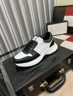 出厂价Pp： 男装男鞋 运动原单 Gucci-古奇 奢牌运动休闲鞋，进口原版材质，羊皮内里 高档舒适，原版大底轻盈耐磨！纯手工制作，细节决定品质！38-443色