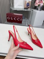 2519一A8GUCCI最新爆款专柜原版鞋开模制作原版五金链条扣大牌明星最爱的奢侈品面料：小牛双G印花内里：羊皮跟高85毫米码数：35-41码。42码定做 底材
