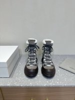 Brunello Cucineli ss24 new arrival 秋冬新款 厚底系带 马丁靴 短靴 上脚帅气舒适 秋冬一定要有一双Bc的战靴 BC家的品牌鞋