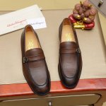 工厂P价 里 Ferragamo 菲拉格慕 爆款时尚休闲鞋官网专柜1:1制作，原版开模好质量看得见，进口高端头层荔枝纹小牛皮，水染皮内里纹路很清优质防水防滑耐磨