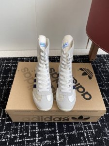 代购级 Adidas阿迪达斯 Jennie同款 Taekwondo 跆拳道鞋 三叶草 拳击鞋 复古 休闲 运动鞋 时尚百搭 超多网红时尚博主种草 不得不说这设计