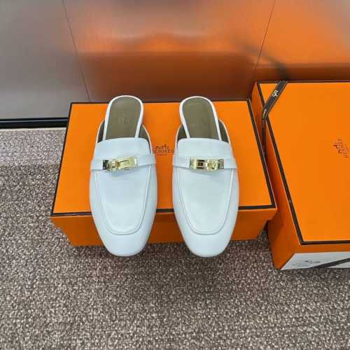 工厂价 爱马仕 Hermes 春夏经典款 Kelly扣 Oz拼色低跟女鞋 H家平底圆头穆勒凉拖鞋 材质：进口小牛皮+水染羊皮水里+意大利真皮大底 跟高：1.5C