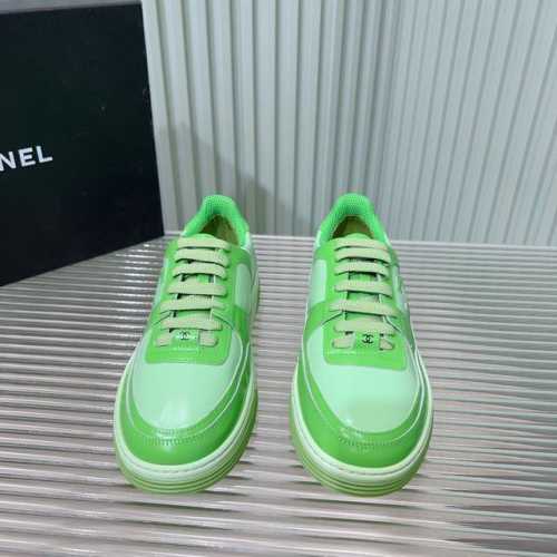 CHANEL 24早春款 运动鞋各大平台热卖单品~也是网红达人穿搭首选小香整个系列已全面升级 鞋面增加更多时尚元素 鞋面用料拼接鞋面 原版双色PHYLON MD