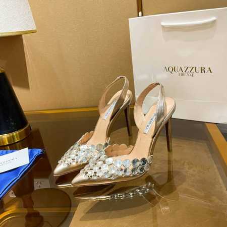 Aquazzura 2024新款凉鞋 顶级版本 代购款独家新款顶级版本 质量超级美爆。 Zp 原版开模 原版扣开模 附带原版定制大钻烫满钻，尽显奢华，超级炫美 - 点击图像关闭