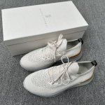 brunello Cucinelli Ss春夏新款男鞋出货 简称Bc 此品牌是来自意大利的世界顶级奢侈品牌，被誉为低调奢华的 “山羊绒之王” 和 “服装界真正的