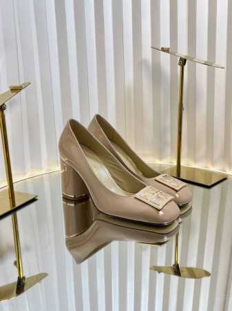 Dior 迪奥 2025秋冬最新时装秀高定系列 MISS DIOR 粗跟方头玛丽珍芭蕾舞女鞋 CD字母logo五金珐琅方扣低跟一圈带中古女单鞋 原版开发顶级高端 - 点击图像关闭