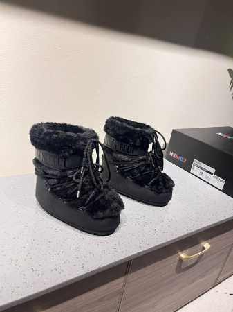 独家顶级版本 Moon Boot2024vs秋冬最新款雪地靴系列 丑萌毛毛雪地靴 忘了UGG吧，时髦人都在穿Moon Boot雪地靴 如果你难以接受UG - 点击图像关闭