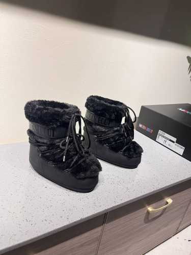 独家顶级版本 Moon Boot2024vs秋冬最新款雪地靴系列 丑萌毛毛雪地靴 忘了UGG吧，时髦人都在穿Moon Boot雪地靴 如果你难以接受UG
