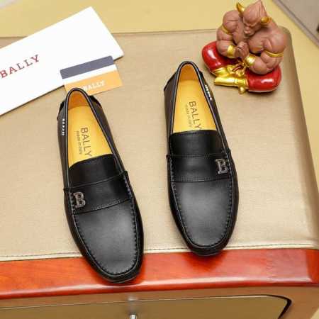 工厂价 Bally 巴利 顶级男士豆豆鞋专柜同步发售，意大利进口小牛皮，猪皮内里，，完全1比1复刻，鞋底：原厂特供原版底，独家活动成型底超级舒适，高品质，可随意 - 点击图像关闭