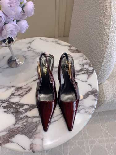出厂价 SAINT LAUREN* YSL 杨树林新款高跟后空凉鞋 全新升级中跟版本 更稳更好穿 小姐姐的美丽尤物高跟鞋 优雅迷人性感 女人味十足 鞋面牛皮 内