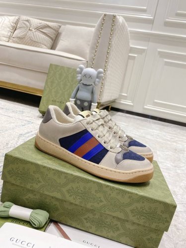 Gucci 全新升级gucci小脏鞋情侣款 2024早春新款 Gg系列做旧休闲小脏鞋走秀款 原版开发代购级别版本 金属双g水晶圆柱形标 Gucci原版纹织带 专
