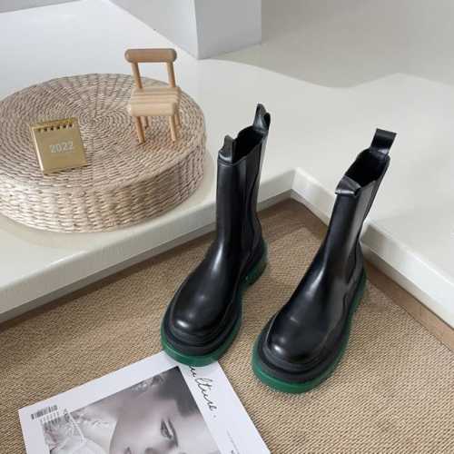 出厂 Bottega Veneta 顶级专柜 官网同步 Bv葆爹天团全系 经典矮筒 中筒靴 真正的经典 永不过时 葆爹穿搭 时尚最前沿 原标 原盒 正确版本 进