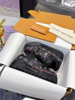 工厂p价p 村上隆联名系列 Lv胖丁2025新颜色 目前此版本只做Zp上市的 最高还原所有细节 包装 lvtrainer小胖丁2025最新升级版本 原版一致 独