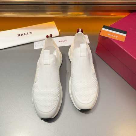 Bally巴利原厂货，男士春夏休闲运动懒人穿脱一脚蹬，专柜在售新款，采用进口飞织透气鞋面，面料柔软细腻舒适透气，鞋面饰以b家经典字母logo设计，手工缝线工艺， - 点击图像关闭