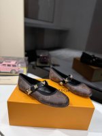 LV 路易威登 25 2025 早春新款 顶级版本原版一致 专柜主打最新款 ROMY平底芭蕾舞鞋 硬货上新 代购级别！高级感十足！国内外博主刷爆的一款，复古又