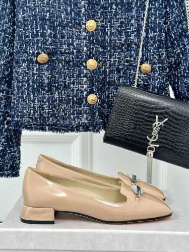 厂价 Jimmy Choo｜周仰杰24ss早春新品单鞋 JC家永恒经典之作 简约设计 满满的少女风 既摩登又复古的味道 鞋面采用进口小牛漆皮 内里进口混种羊皮