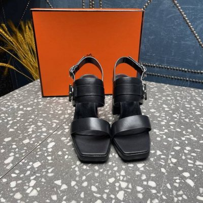 hermèS 爱马仕 防水台粗跟高跟凉鞋 ①面料：牛皮 羊京 ②内里垫脚：羊皮 ③水台：2Cm ④跟高：9.5Cm ⑤大底：真皮大底 ⑥Size：35-42码