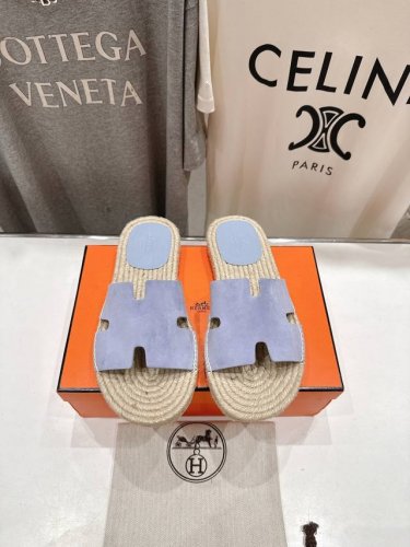 高版本出厂 只有男款 Hermes*爱马仕H家2025Ss最新升级版男款H拖鞋 度假旅游必备神器#由爱马仕首席设计师Pierrehardy亲自打造经典高端鞋履系