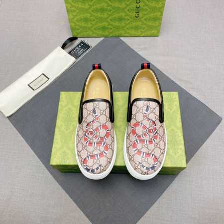 官网同步1:1复刻Gucci 顶级代购男士专柜同步发售，1:1大G字体，高端3D图案、时尚休闲，舒适透气个性，潮男首选，进口羊皮里，舒适透气，时尚潮流，潮男必备 - 点击图像关闭