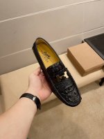 实价 官方旗舰店正品HEMES 爱马仕 套脚船鞋胡歌同款哦 奢华低调有内涵，进口牛皮，配合全羊皮内里舒适透气拒绝掉色，真才实料、延续了爱马仕所坚持不懈了百年为大