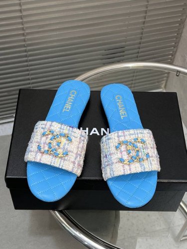 出厂 Chanel 小香春夏新款爆品双C珍珠扣平底拖鞋 材质：原版进布面 内里：原版内里羊皮 垫脚：羊皮 大底：真皮大底 码数:35-41 40 41定