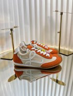 无扣 Loewe 罗意威情侣款 运动鞋 德训鞋 阿甘鞋 2025专柜走秀同步新配色德训鞋复古潮流 4色小扣饰点缀 休闲小白鞋 原版开发 做货 罗意威最新款 运动