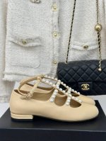 厂价 Chane*｜小香24P早秋新品 米兰走秀双c珍珠玛丽珍鞋 本年度最美玛丽珍鞋 无法抗拒的高级与优雅 无论是搭配牛仔裤百褶裙 还是穿去较正式场合都可以的。